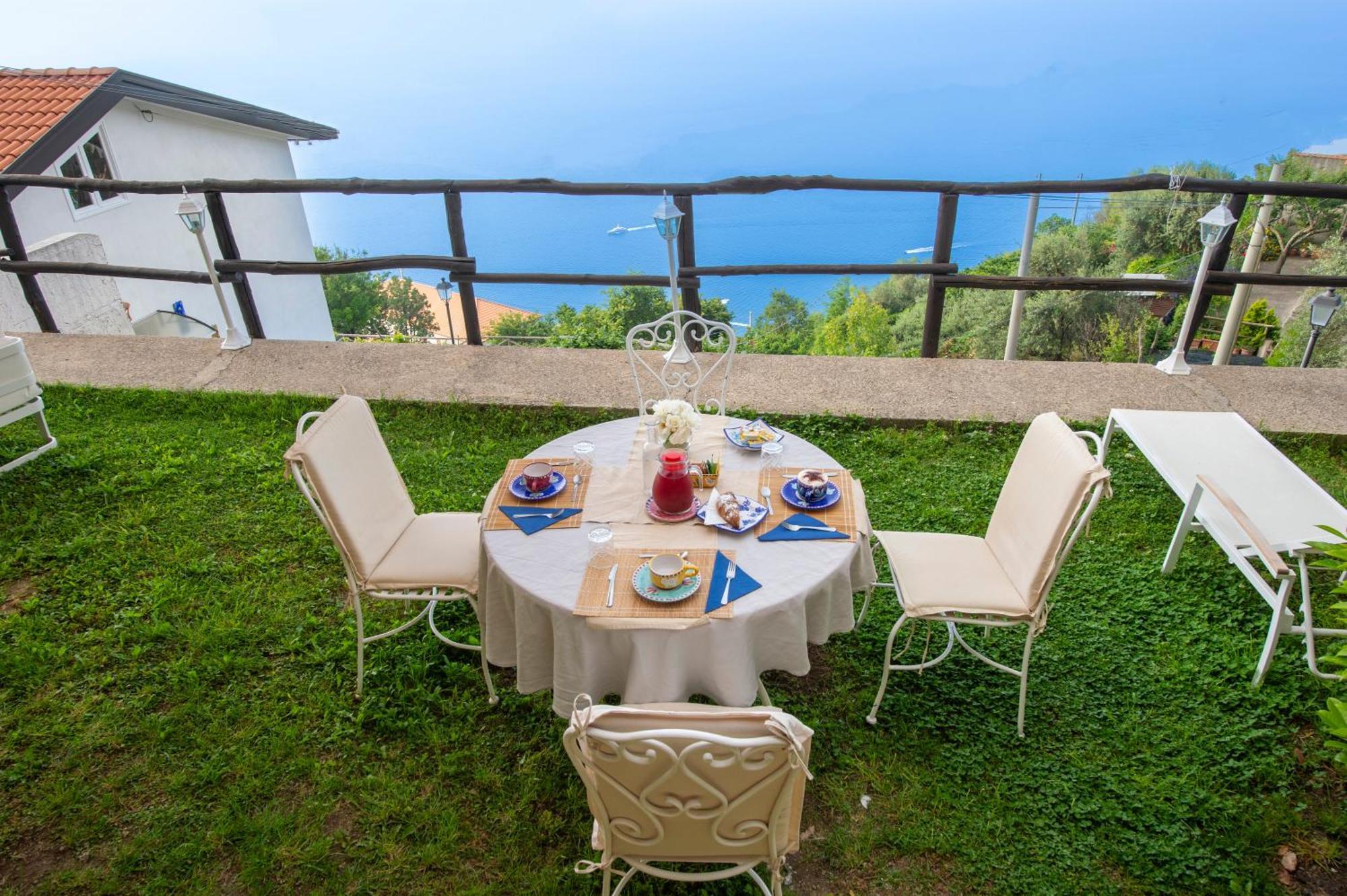Bed and Breakfast Solaria Амальфи Экстерьер фото